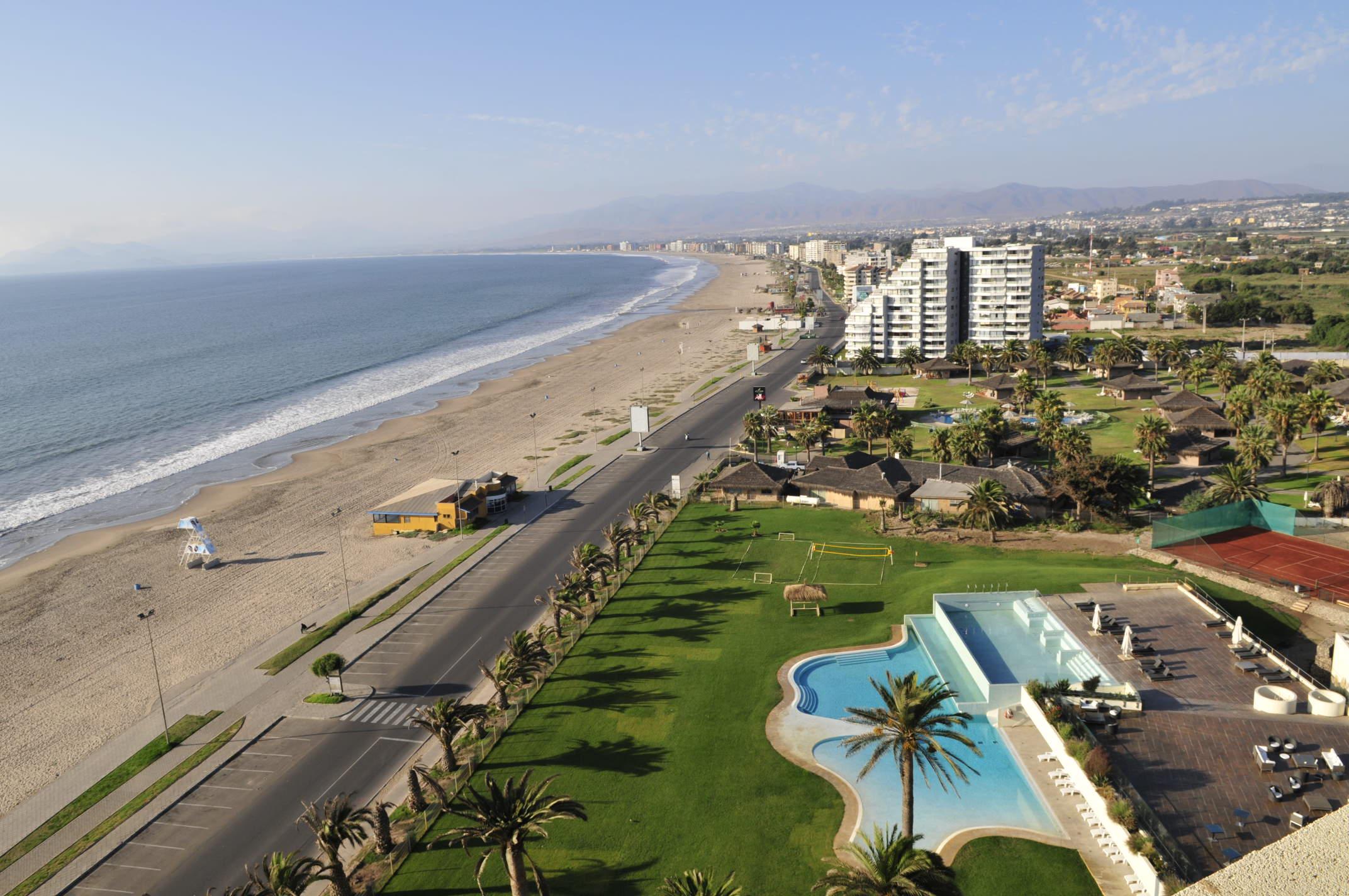 Enjoy Coquimbo 호텔 외부 사진 Aerial view of the beach