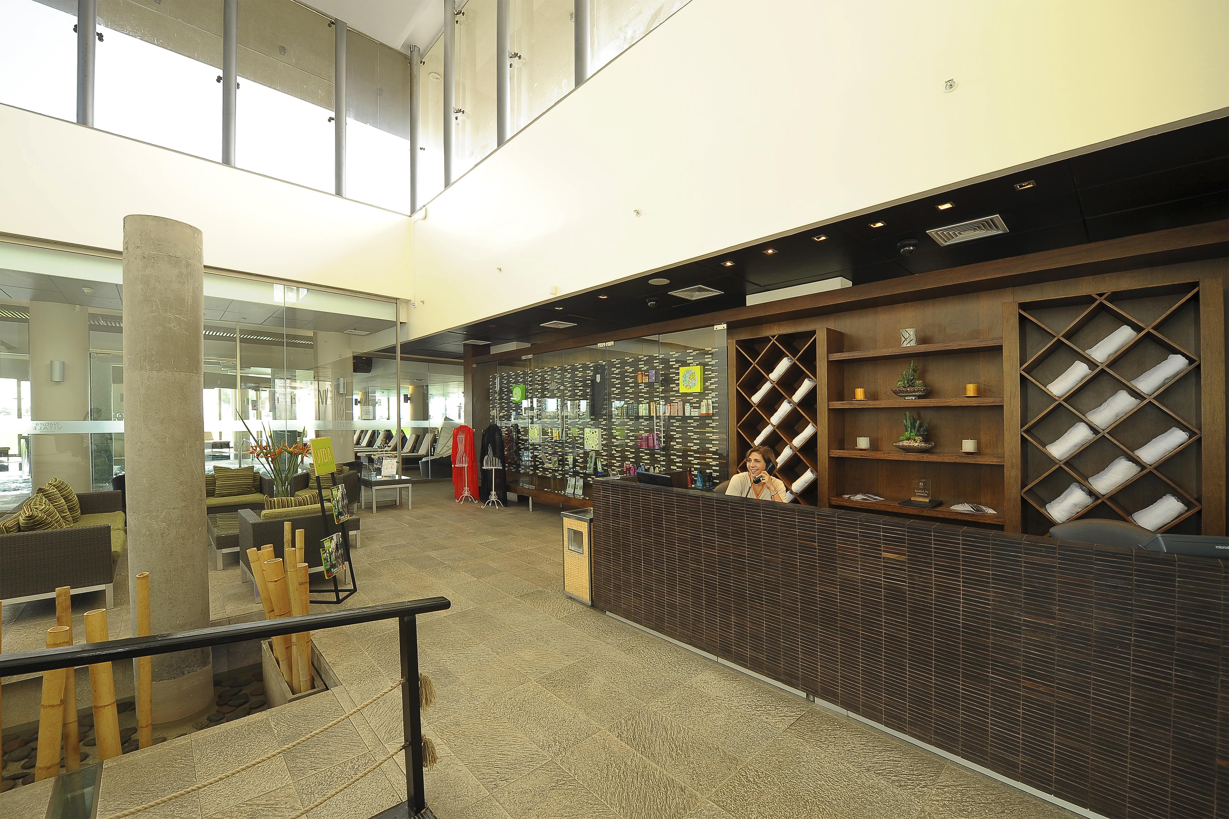 Enjoy Coquimbo 호텔 외부 사진 The interior of the lounge